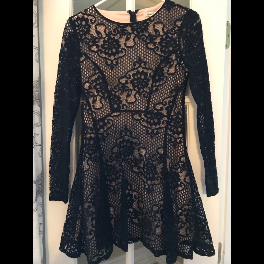 Speechless lace black juniors dress